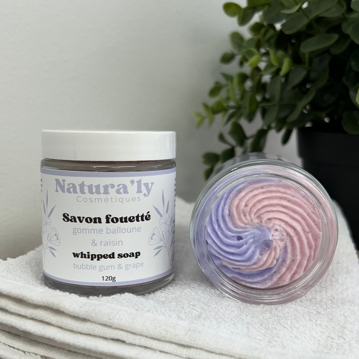 Savon fouettĂ© gomme balloune raisinđ