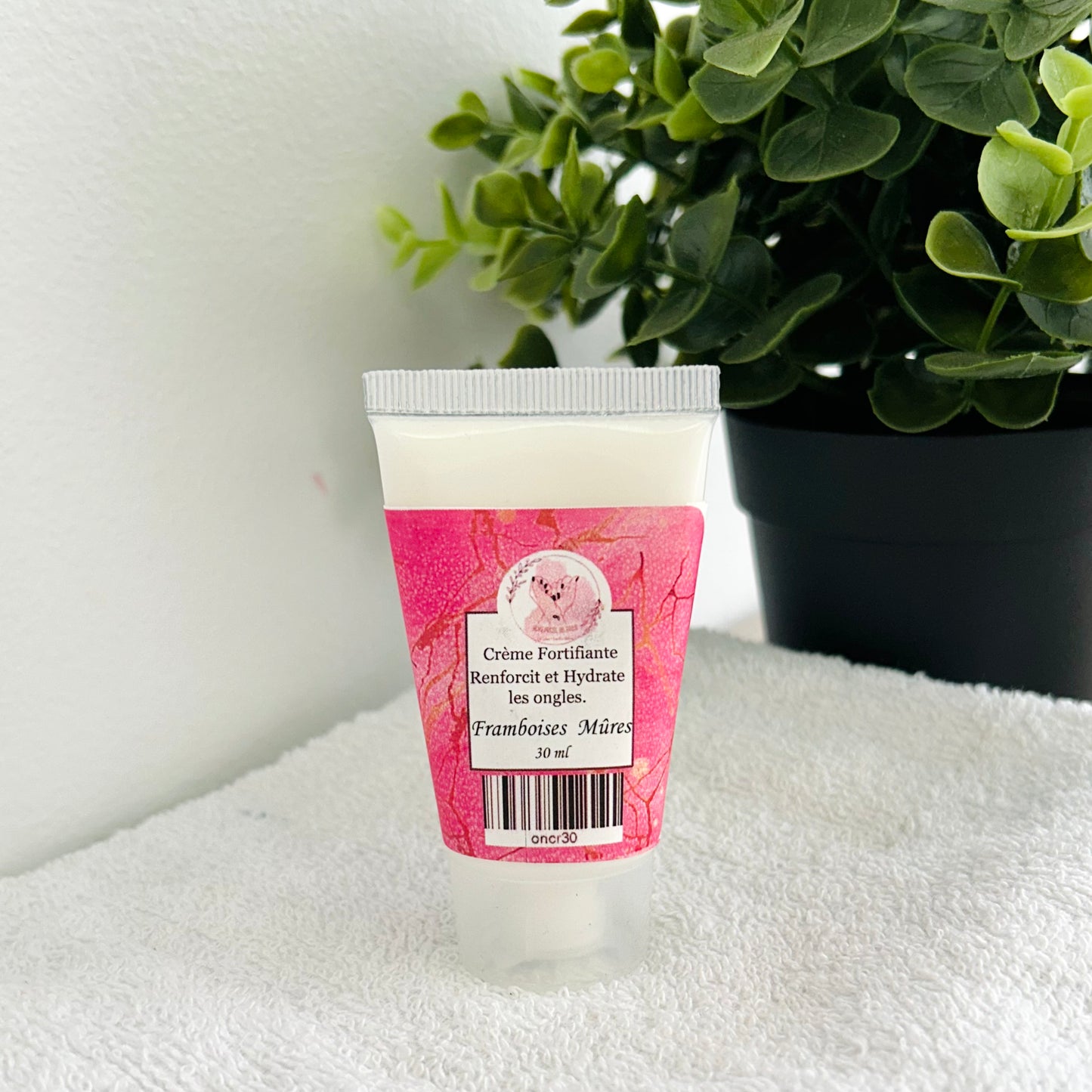 Crème main fortifiante et hydratante