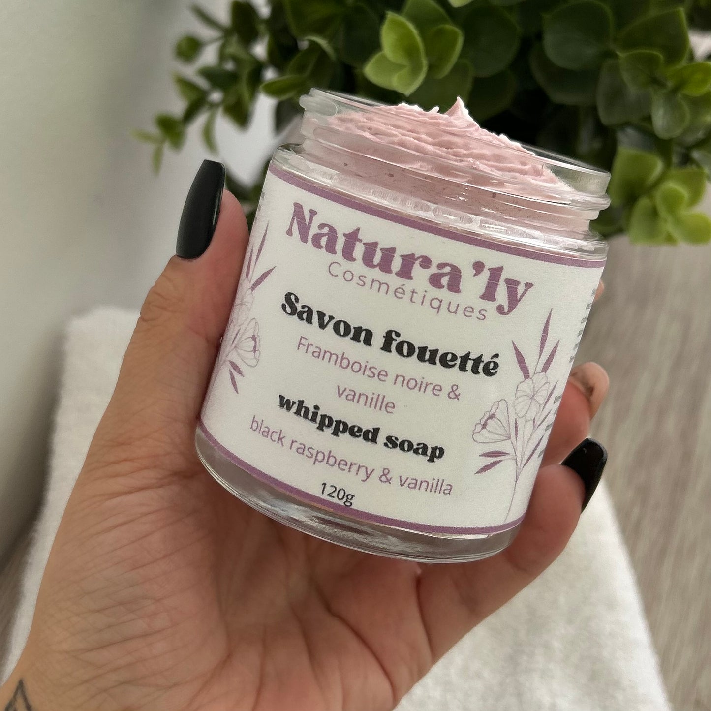 Savon fouetté framboise noire & vanille